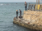 بالفيديو: العثور على جثة مواطن تطفو على شاطئ البحر قرب مسجد المحمودية بيافا